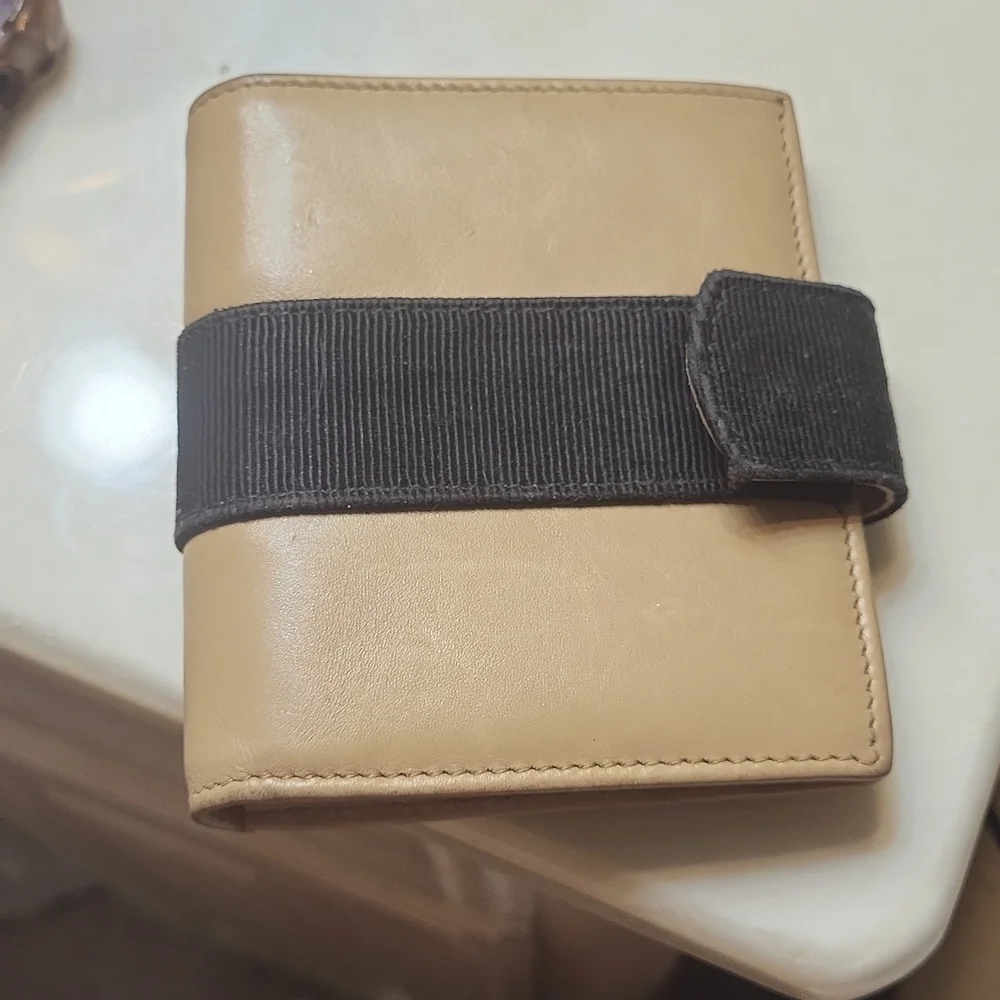Wallet - Picture 6 of 8